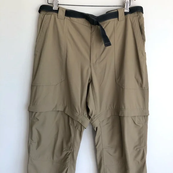 L.L. Bean Men’s Zip-Leg Convertible Pants Sz Large Short - Picture 14 of 14